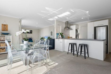 Photo of property in 18a Parkvale Road, Otumoetai, Tauranga, 3110