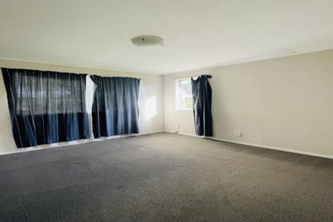 Photo of property in 20 Fiesta Drive, Half Moon Bay, Auckland, 2012