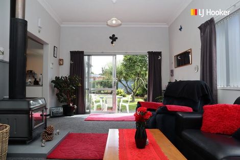 Photo of property in 48 Melbourne Street, South Dunedin, Dunedin, 9012