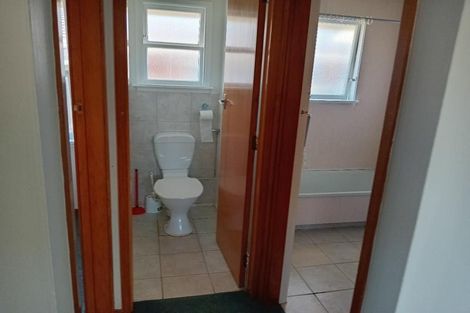 Photo of property in 2/9 Division Street, Riccarton, Christchurch, 8041