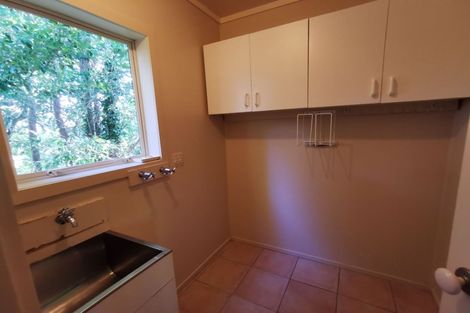 Photo of property in 46 Cheriton Road, Mellons Bay, Auckland, 2014