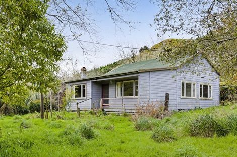 Photo of property in 568 Morea Road, Ararata, Hawera, 4674