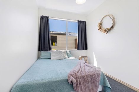 Photo of property in 80 Northcote Road, Northcote, Christchurch, 8052