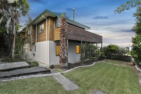 Photo of property in 6 Charlotte Street, Stanmore Bay, Whangaparaoa, 0932