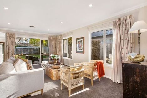 Photo of property in 17 Walnut Avenue, Strowan, Christchurch, 8052