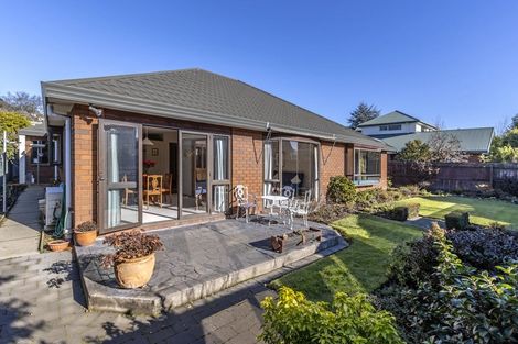 Photo of property in 2/175 Centaurus Road, Saint Martins, Christchurch, 8022