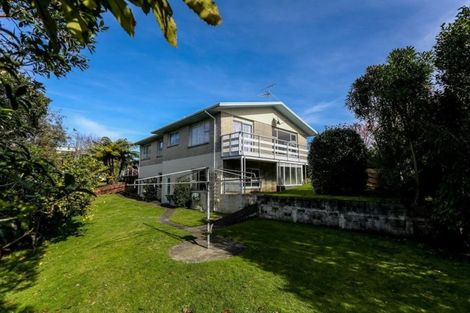 Photo of property in 10 Te Mara Place, Merrilands, New Plymouth, 4312