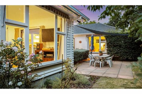 Photo of property in 19 Joyce Crescent, Ilam, Christchurch, 8041