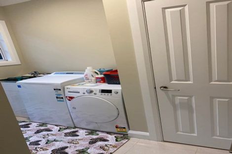 Photo of property in 2 Blundell Way, Heretaunga, Upper Hutt, 5018