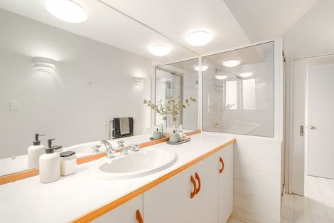 Photo of property in 103c Waimairi Road, Ilam, Christchurch, 8041