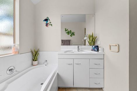 Photo of property in 394 Peachgrove Road, Fairfield, Hamilton, 3214