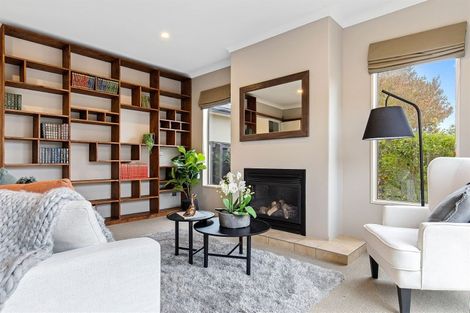 Photo of property in 4 Sovereign Gardens, Halswell, Christchurch, 8025