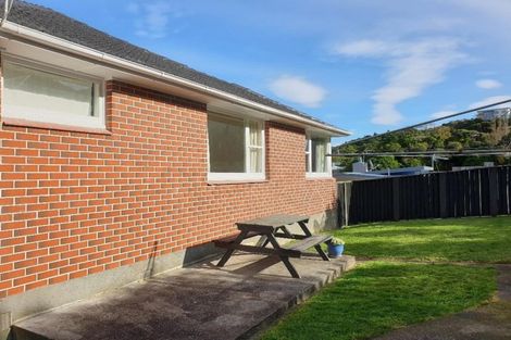 Photo of property in 21 Magnolia Grove, Maungaraki, Lower Hutt, 5010