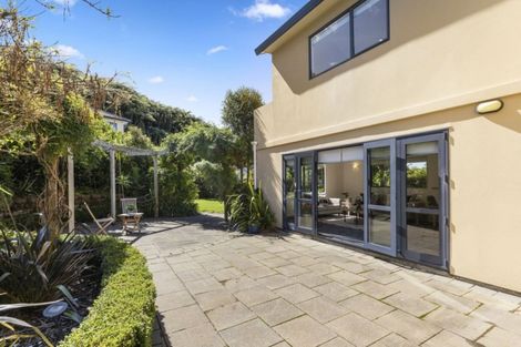 Photo of property in 12 Arahiwi Grove, Tirohanga, Lower Hutt, 5010