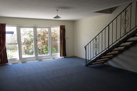 Photo of property in 5 Brockworth Place, Riccarton, Christchurch, 8011