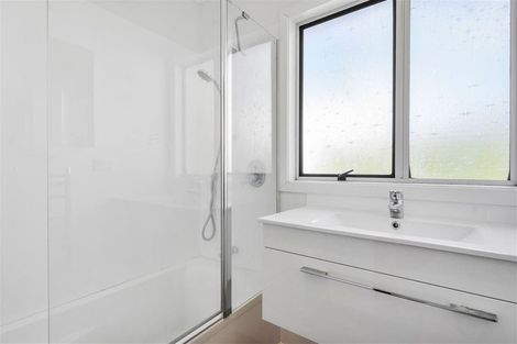 Photo of property in 2/48 Jutland Road, Hauraki, Auckland, 0622