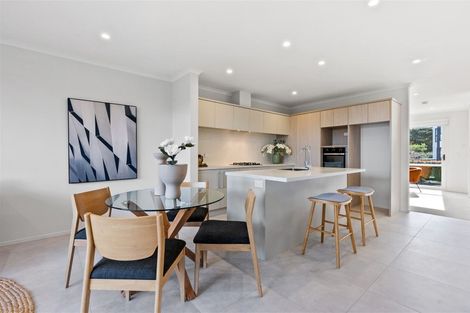 Photo of property in 104 Matairangi Avenue, Totara Heights, Auckland, 2105