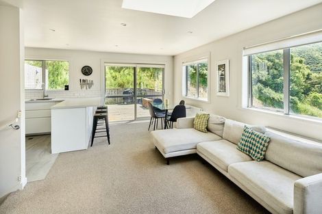 Photo of property in 10a Rarangi Way, Owhiro Bay, Wellington, 6023