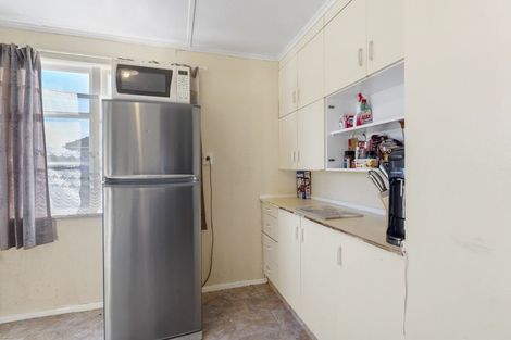 Photo of property in 5 Goldsmith Crescent, Levin, 5510