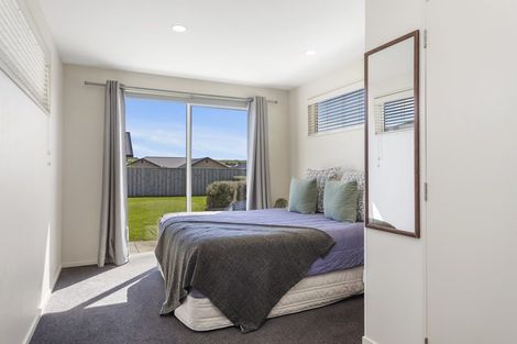 Photo of property in 1 Pemberton Drive, Amberley, 7410