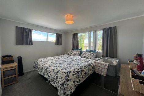 Photo of property in 2/25 Silver Creek Road, Weymouth, Auckland, 2103