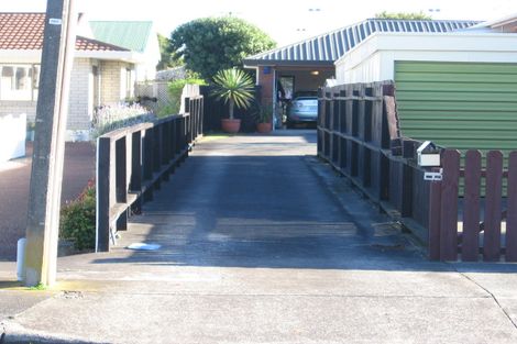 Photo of property in 20 Edward Avenue, Orewa, 0931