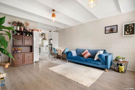 Photo of property in 5/5 Keeling Road, Henderson, Auckland, 0612