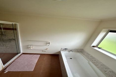 Photo of property in 6 Beragh Place, East Tamaki, Auckland, 2016