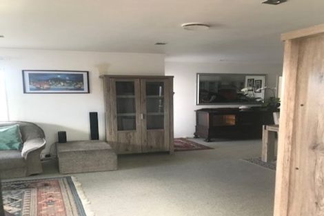 Photo of property in 7 Frosses Place, Massey, Auckland, 0614