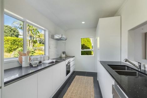 Photo of property in 65 Churchill Road, Murrays Bay, Auckland, 0630