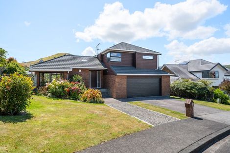 Photo of property in 14 Aintree Grove, Churton Park, Wellington, 6037