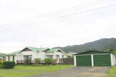 Photo of property in 28 Stirling Street, Te Aroha, 3320