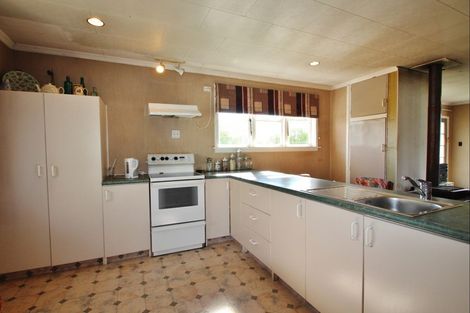 Photo of property in 61 Middle Street, Pukerau, Gore, 9772