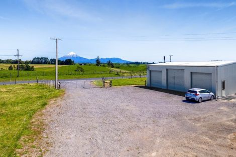Photo of property in 1 Clarke Road, Huirangi, New Plymouth, 4373