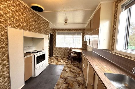 Photo of property in 14 Market Street, Kaitangata, 9210