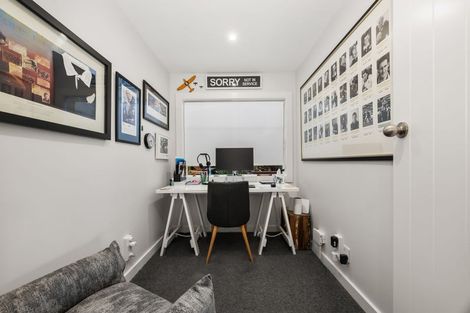 Photo of property in 9 Groves Road, Raumati Beach, Paraparaumu, 5032
