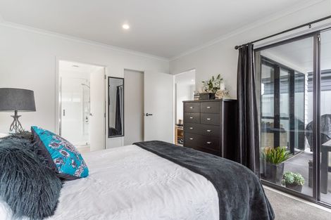 Photo of property in 53 Crown Street, Papamoa, 3118