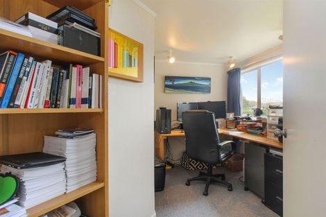 Photo of property in 14 Millen Place, Clarks Beach, 2122