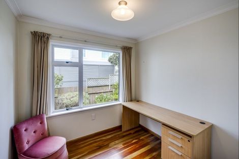 Photo of property in 18 The Esplanade, Westshore, Napier, 4110