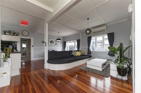 Photo of property in 397a West Coast Road, Glen Eden, Auckland, 0602