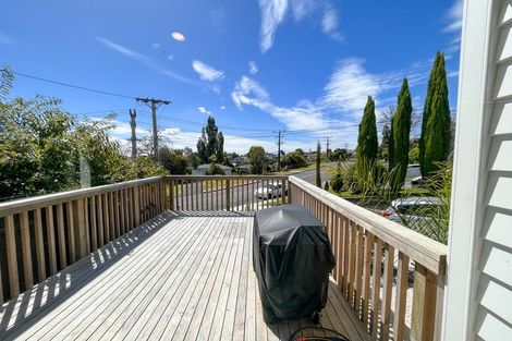 Photo of property in 14f Kelwyn Road, Kelston, Auckland, 0602