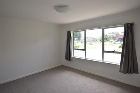 Photo of property in 2/44 Latham Avenue, Pakuranga, Auckland, 2010