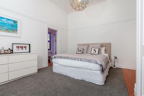 Photo of property in 11 Herne Bay Road, Herne Bay, Auckland, 1011