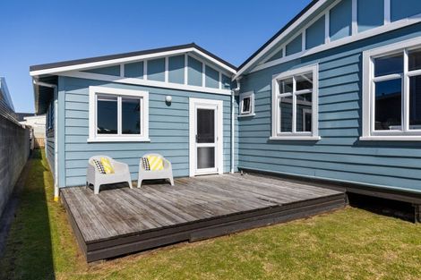 Photo of property in 8 Oriental Street, Welbourn, New Plymouth, 4312