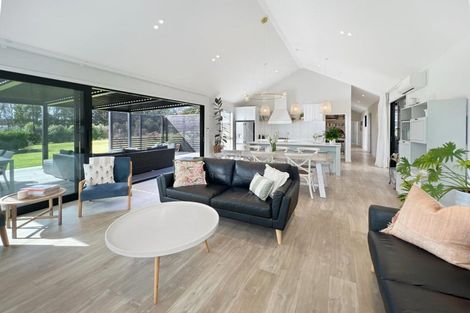 Photo of property in 757 Settlement Road, Hakaru, Wellsford, 0975