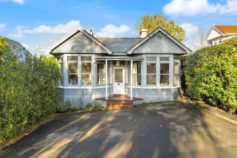 Photo of property in 52 Argyle Street, Mornington, Dunedin, 9011