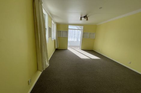 Photo of property in 6 Durham Street, Picton, 7220