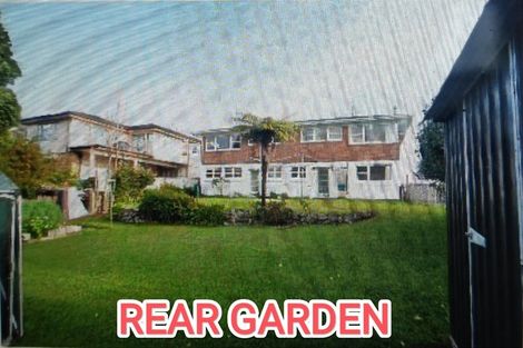 Photo of property in 115 Bleakhouse Road, Mellons Bay, Auckland, 2014