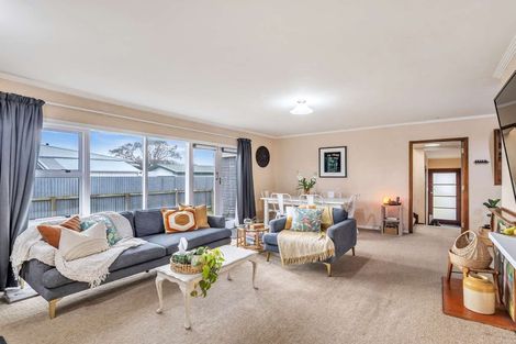 Photo of property in 78 Totara Street, Tawhero, Whanganui, 4501