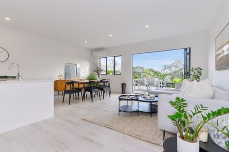 Photo of property in 19b Tawa Road, Te Atatu Peninsula, Auckland, 0610